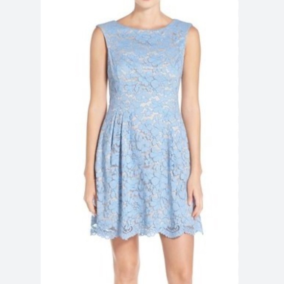 VINCE CAMUTO Women’s 4 Fit&flare Dress Blue Lace Overlay Wedding Formal Evening - Picture 10 of 10